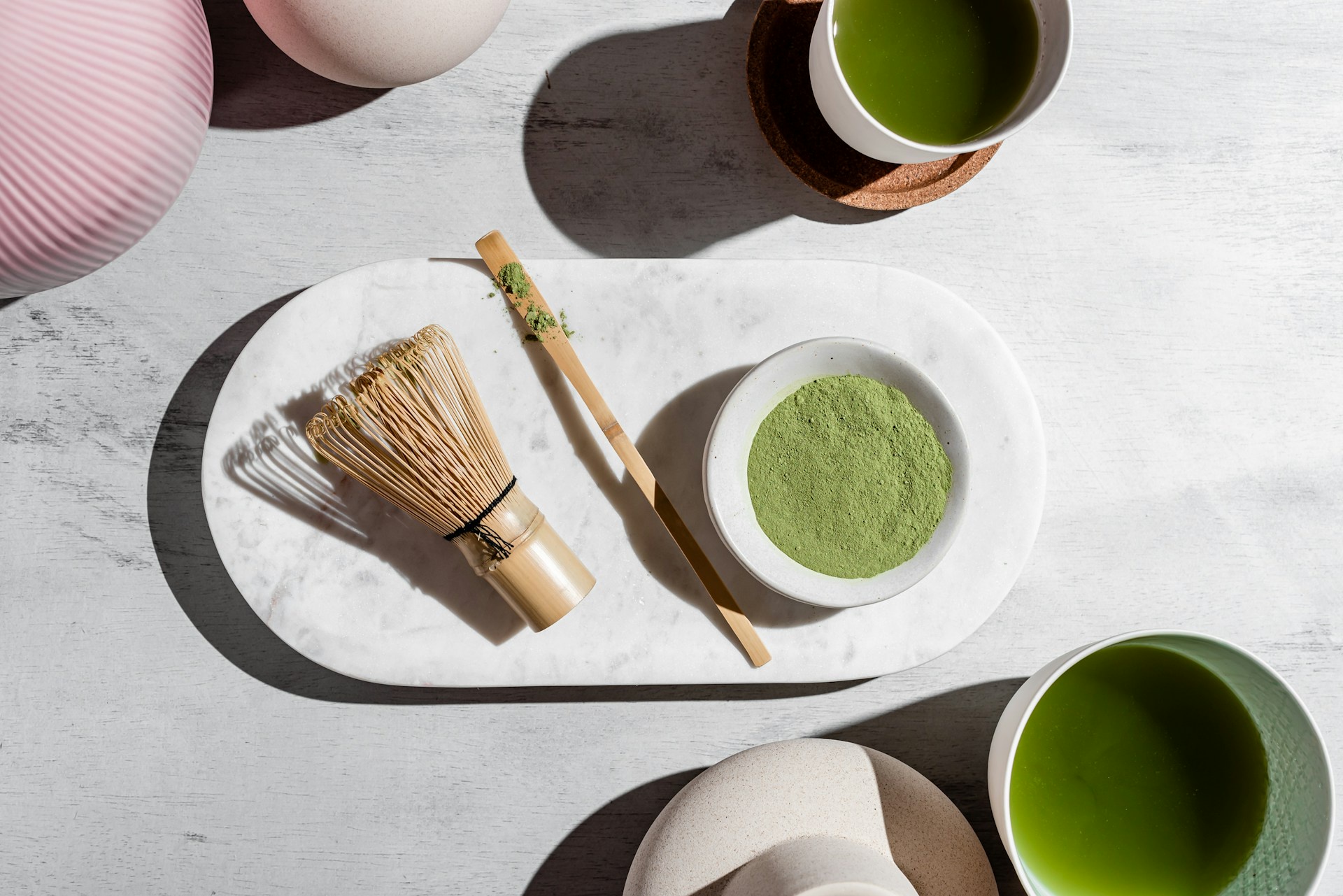 Matcha milteliai pradedantiesiems: ką verta žinoti prieš perkant?